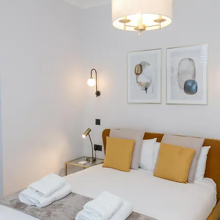 The Salisbury Sleeps 4 Classic Apartamento Scarborough