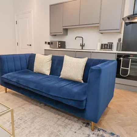 The Salisbury Sleeps 4 Classic